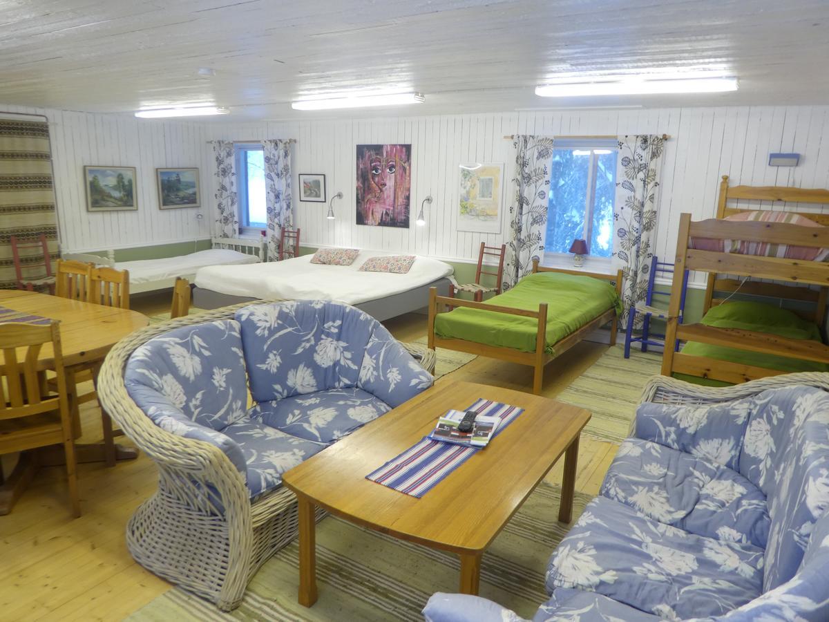 Praestmyrens Vandrarhem Ransater Bagian luar foto