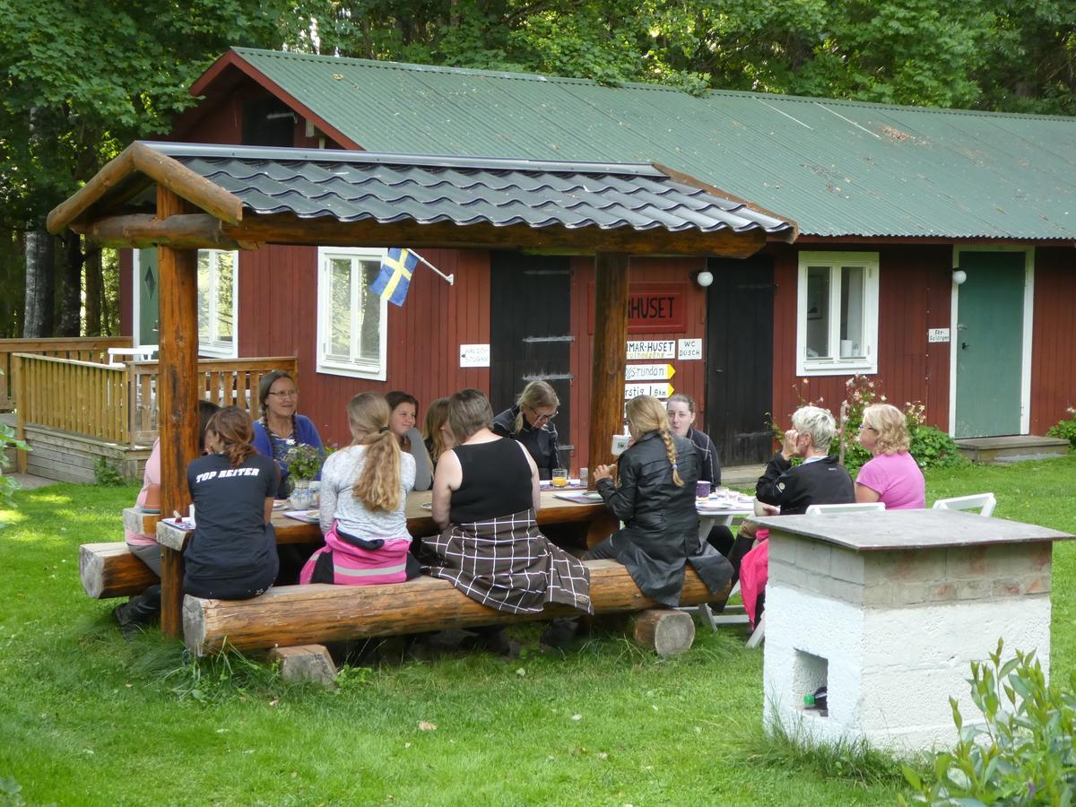 Praestmyrens Vandrarhem Ransater Bagian luar foto